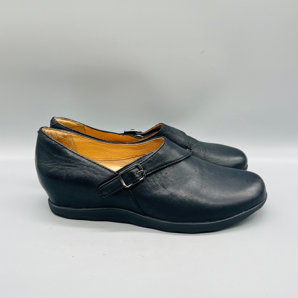 Dansko Shoes Womens 10.5 Black Leather Mary Jane Flats Buckle Strap Slip On